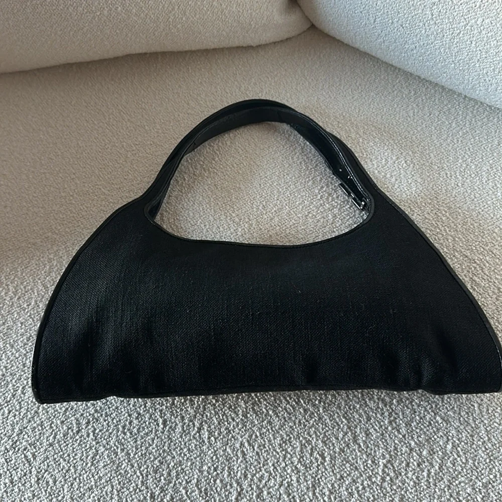 Gucci Black Shoulder Bag - Picture 4 of 17